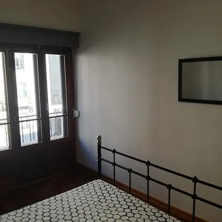 Almirante Reis Апартаменты *